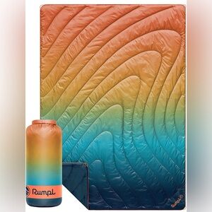 Rumpl Baja Fade Puffy Blanket - 52” x 75”